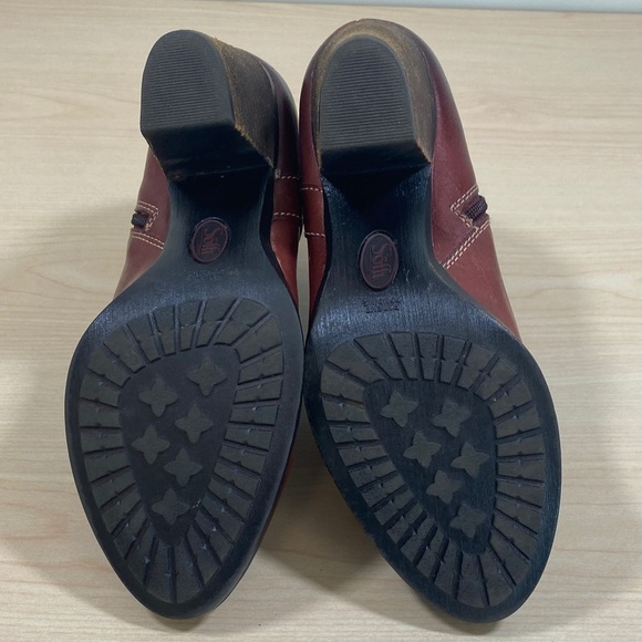 Sofft Dark Red Ankle Booties with Studded Strap - Picture 7 of 9